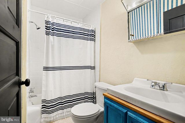 9 N 6TH ST, Pottsville, PA 17901