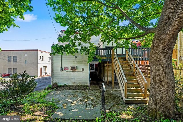 9 N 6TH ST, Pottsville, PA 17901