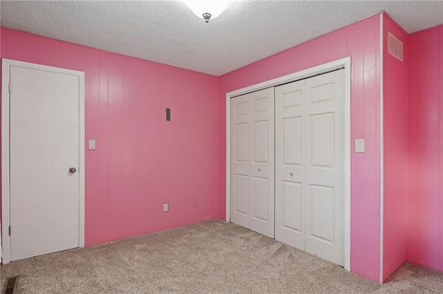 19010 State Route 45 Highway, Weston, MO 64098