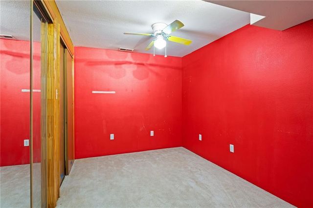 19010 State Route 45 Highway, Weston, MO 64098