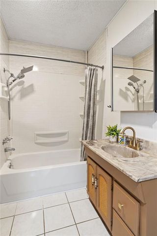 19010 State Route 45 Highway, Weston, MO 64098