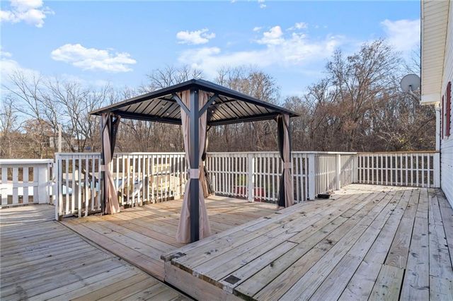 19010 State Route 45 Highway, Weston, MO 64098