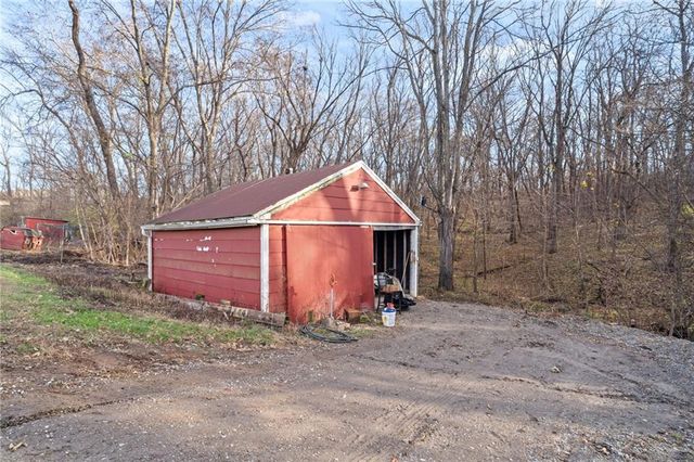 19010 State Route 45 Highway, Weston, MO 64098