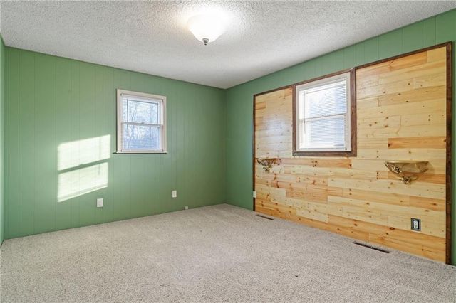 19010 State Route 45 Highway, Weston, MO 64098