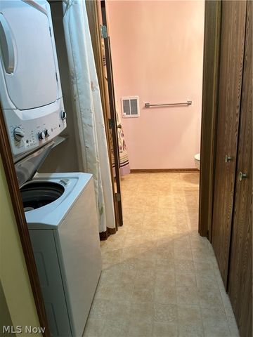 4330 Laubert Road, Atwater, OH 44201