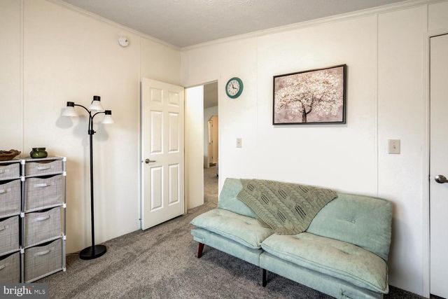 64 RIDGEWOOD MNR, Manheim, PA 17545