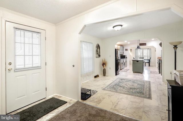 64 RIDGEWOOD MNR, Manheim, PA 17545