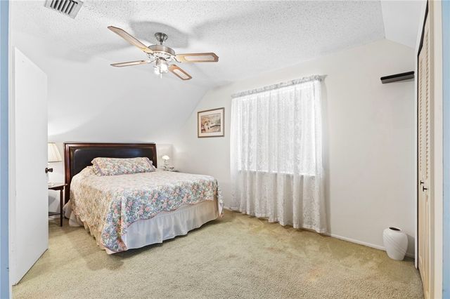 1575 30th Avenue, Vero Beach, FL 32960