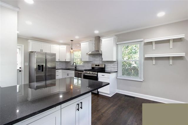 626 Burbank SE Circle, Smyrna, GA 30080