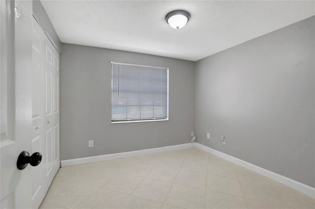 3202 RUSSETT DRIVE, Tampa, FL 33618