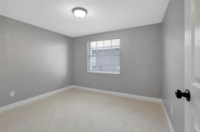 3202 RUSSETT DRIVE, Tampa, FL 33618