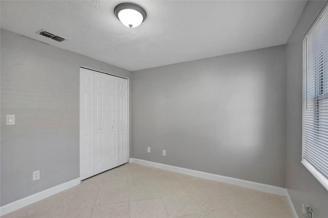 3202 RUSSETT DRIVE, Tampa, FL 33618