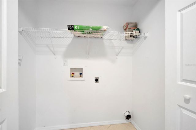 3202 RUSSETT DRIVE, Tampa, FL 33618