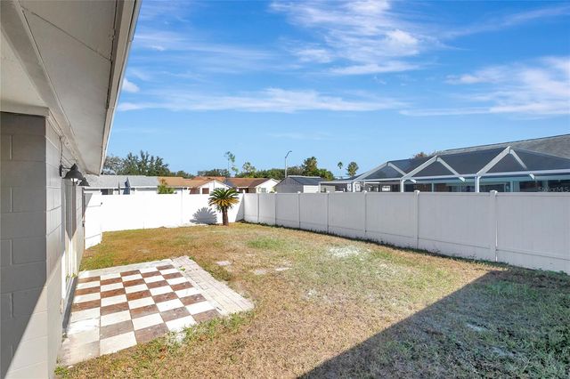 3202 RUSSETT DRIVE, Tampa, FL 33618