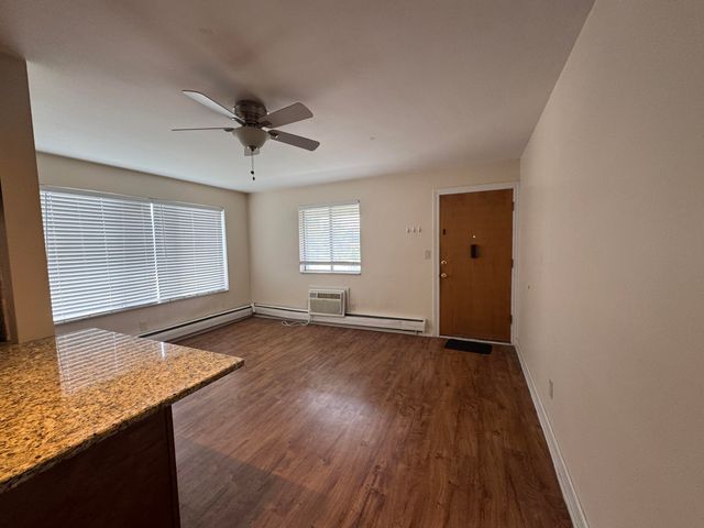 2215 Clawson Avenue, Royal Oak, MI 48073