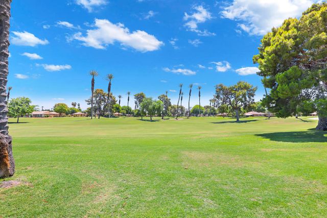 44 Sunrise Drive, Rancho Mirage, CA 92270