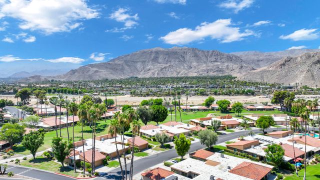 44 Sunrise Drive, Rancho Mirage, CA 92270