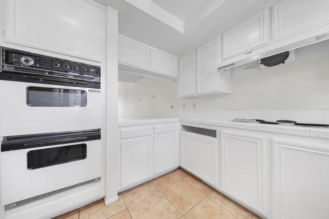 44 Sunrise Drive, Rancho Mirage, CA 92270