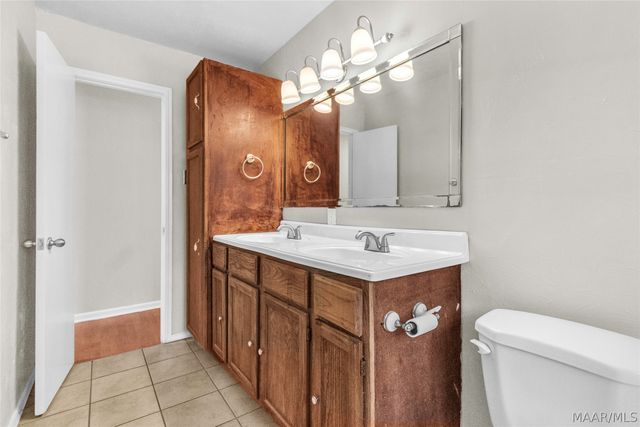 420 CAROL VILLA Drive, Montgomery, AL 36109