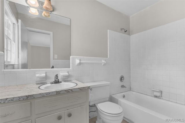 420 CAROL VILLA Drive, Montgomery, AL 36109