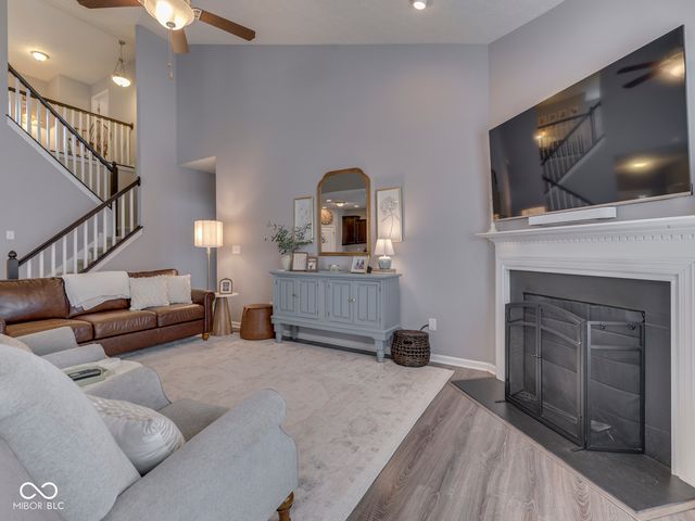 3691 Woodruff Place, Bargersville, IN 46106