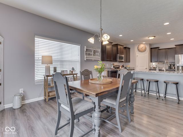 3691 Woodruff Place, Bargersville, IN 46106