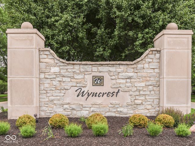 3691 Woodruff Place, Bargersville, IN 46106