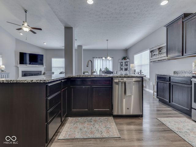 3691 Woodruff Place, Bargersville, IN 46106