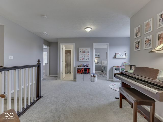 3691 Woodruff Place, Bargersville, IN 46106