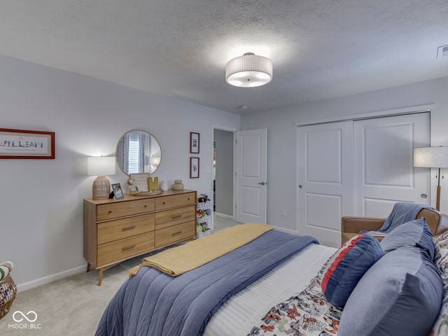 3691 Woodruff Place, Bargersville, IN 46106
