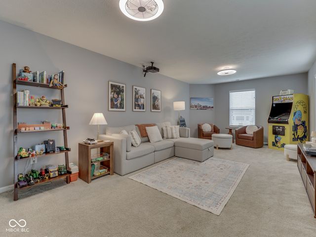 3691 Woodruff Place, Bargersville, IN 46106