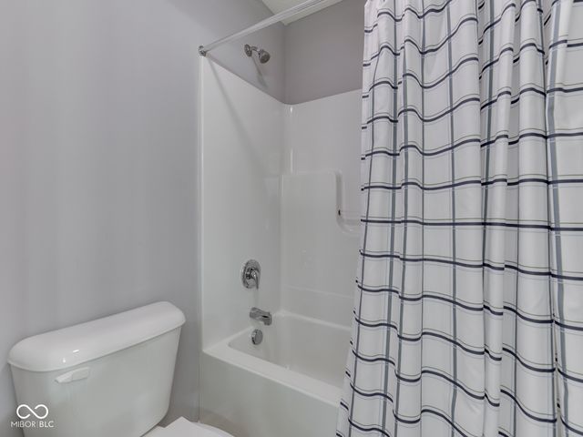 3691 Woodruff Place, Bargersville, IN 46106