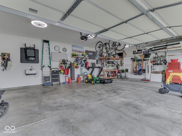 3691 Woodruff Place, Bargersville, IN 46106