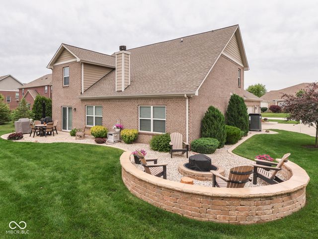3691 Woodruff Place, Bargersville, IN 46106