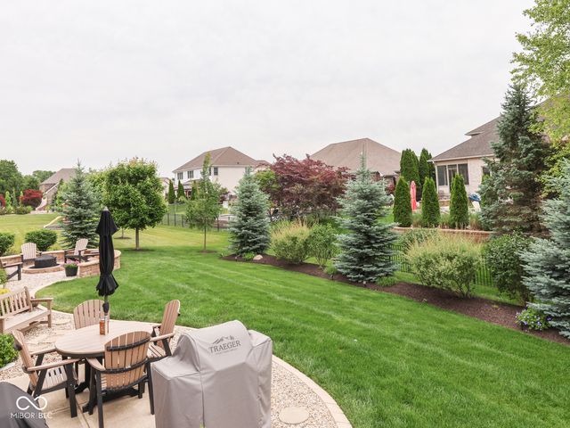 3691 Woodruff Place, Bargersville, IN 46106