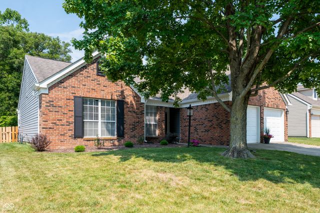 11416 Charleston Parkway, Fishers, IN 46038