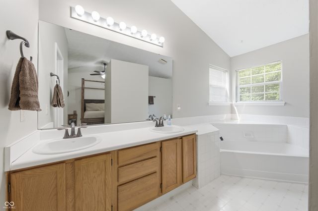 11416 Charleston Parkway, Fishers, IN 46038