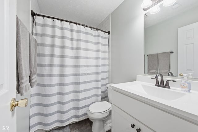 11416 Charleston Parkway, Fishers, IN 46038