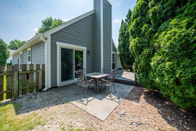 11416 Charleston Parkway, Fishers, IN 46038