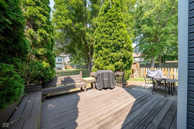 11416 Charleston Parkway, Fishers, IN 46038