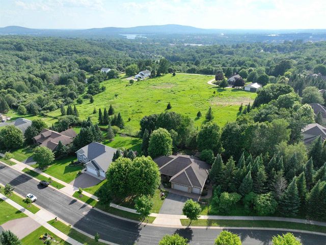 316 INDEPENDENCE LANE, Wausau, WI 54403