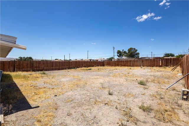 1434 Mesa, Barstow, CA 92311