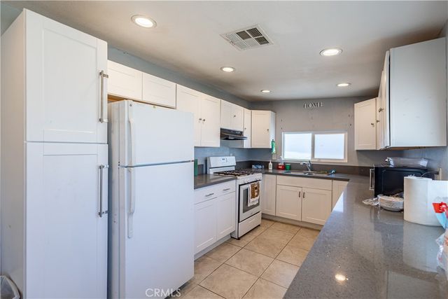 1434 Mesa, Barstow, CA 92311