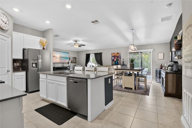 16467 GLASSY LOCH LOOP, Clermont, FL 34714