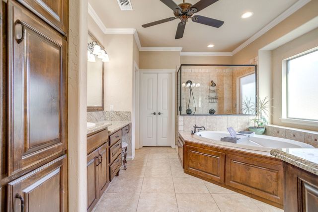 1325 Whisper Willows Drive, Fort Worth, TX 76052