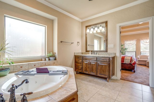 1325 Whisper Willows Drive, Fort Worth, TX 76052