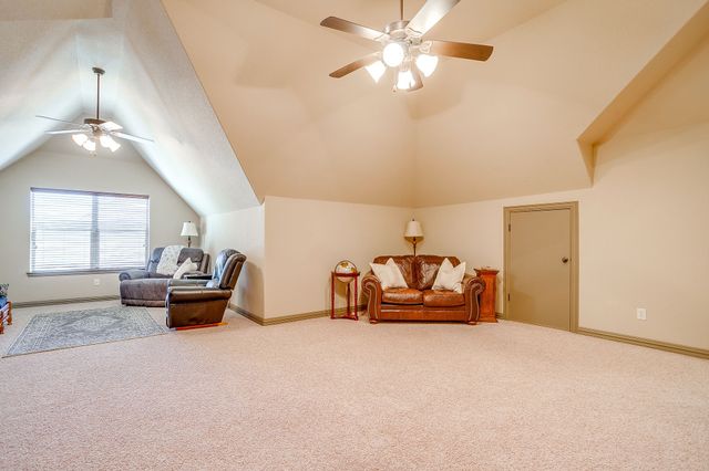 1325 Whisper Willows Drive, Fort Worth, TX 76052