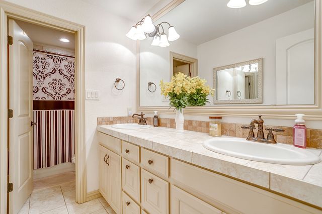 1325 Whisper Willows Drive, Fort Worth, TX 76052