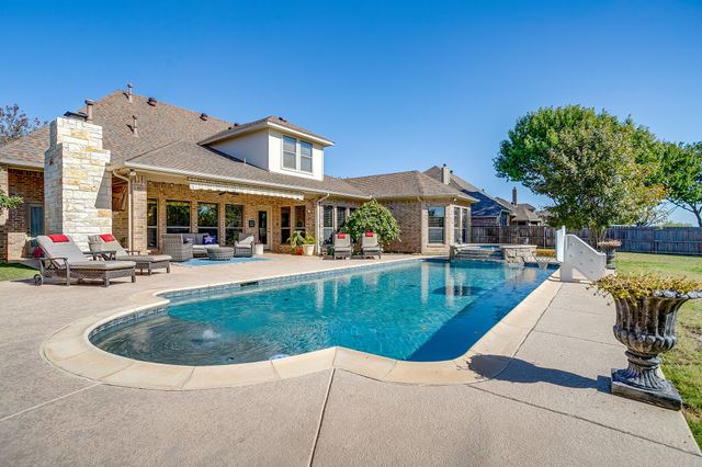 1325 Whisper Willows Drive, Fort Worth, TX 76052