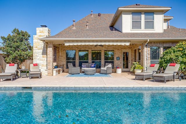 1325 Whisper Willows Drive, Fort Worth, TX 76052